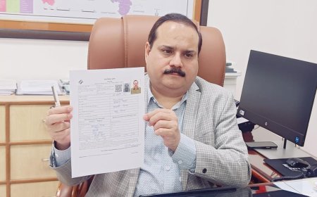 मुख्य निर्वाचन अधिकारी नवदीप रिणवा ने भरा गणना प्रपत्र