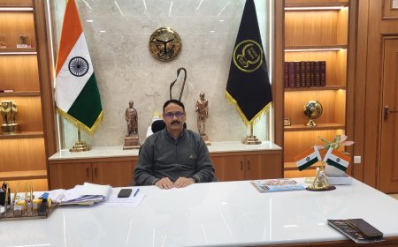 डीएम ने जनपद के समस्त मतदाताओं से किया अपील