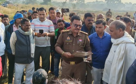 अम्बेडकर की मूर्ति खंडित कर झाड़ियों में फेंकी, गांव में तनाव