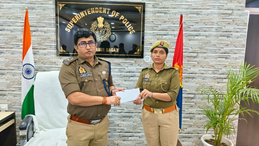 एसपी नें थानों के आरक्षियों की बीट बुक का किया निरीक्षण