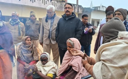 डीएम ने वृद्धाश्रम सियारा सांथा का किया निरीक्षण, वृद्धजनों का जाना कुशल क्षेम