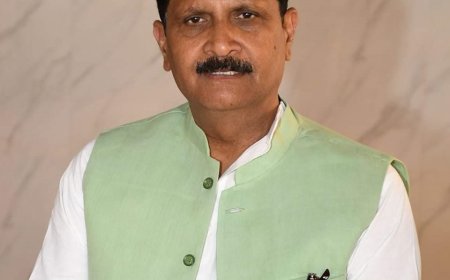 विधायक ने भीषण ठंड में बढ़ाया सियासी तापमान 