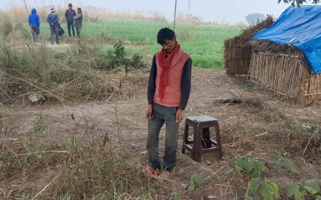 युवक ने पेड़ से लटकर रस्सी से फसरी लगाकर की आत्म हत्या 