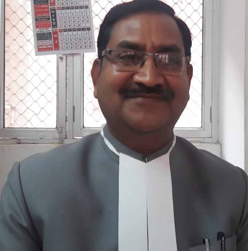 मार्ग दुर्घटना में पूर्व डीजीसी व पुत्र की मौत से कचहरी में शोक की लहर, पसरा सन्नाटा