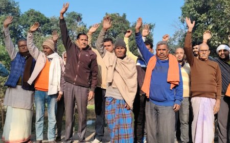 ग्राम पंचायत रमवापुर मिश्र  कोटे के चयन में धांधली, ग्रामीणों ने किया प्रदर्शन