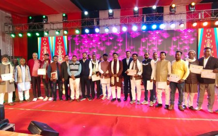 मगहर महोत्सव में 13 उन्नत किसानो को किया गया सम्मानित