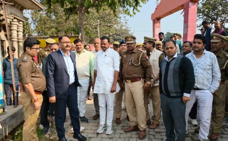 डीएम  अलोक कुमार व एसपी संदीप कुमार मीना नें तामेश्वरनाथ शिव मन्दिर परिसर का किया निरीक्षण, दिये आवश्यक निर्देश