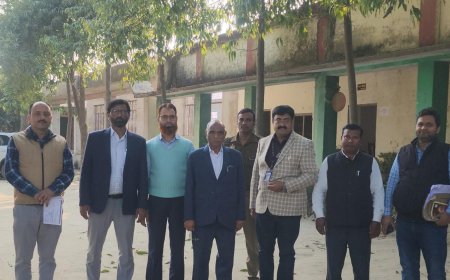 जेडी ने किया ए. एच. एग्री. इंटर कालेज उजियार दुधारा का निरीक्षण 