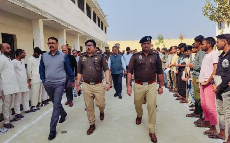 डीएम व एसपी नें जिला कारागार का किया निरीक्षण