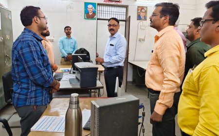 डीएम आलोक कुमार नें उप कृषि निदेशक कार्यालय का किया निरीक्षण, दिये गये आवश्यक दिशा-निर्देश