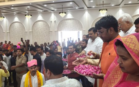 संत कबीर नगर में 135 जोड़ो का मुख्यमंत्री सामूहिक विवाह योजना के अन्तर्गत हुआ सम्पन्न