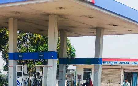 नाथनगर क्षेत्र में पेट्रोल संकट, पम्पों पर लटकी नो पेट्रोल की तख्ती