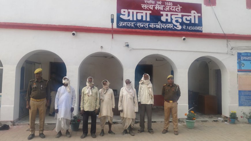 बारह वारंटी को गिरफ्तार कर न्यायालय किया गया पेश