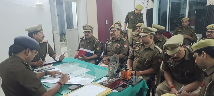 क्षेत्राधिकारी धनघटा नें थाना महुली पर किया  बैठक