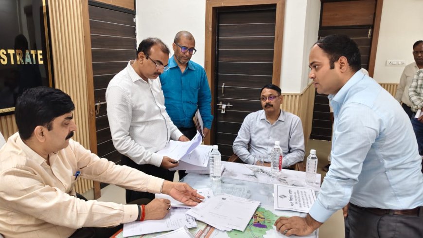 मतदाता सूची की शुद्धता पर सख्त कमिश्नर, लापरवाही पर होगी कार्रवाई