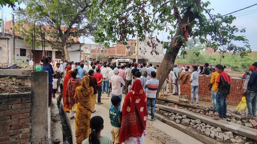 ट्रक की ठोकर से बाइक सवार पिता की मौत पुत्र घायल