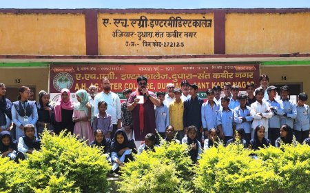 स्कूल चलो अभियान के तहत ए. एच.एग्री. इंटर कॉलेज दुधारा में रैली निकाली गई