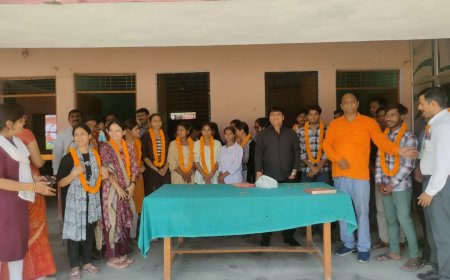 सूर्या इंटर कालेज मीरगंज में मेधावियों ने बढ़ाया जनपद का मान कॉलेज में सम्मान समारोह का हुआ आयोजन