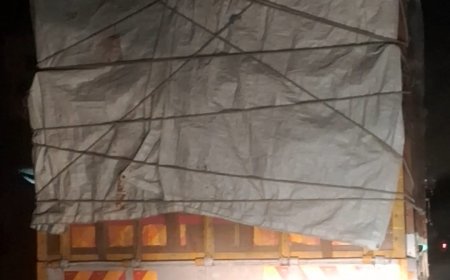 कानून को अपने टायरों से रौंद रहे अवैध रूप से चल रहे ट्रैकों क़े चालक
