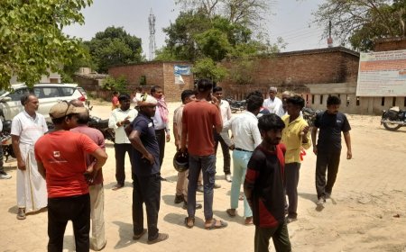 सड़क दुर्घटना में पति पत्नी घायल जिला अस्पताल रेफर   