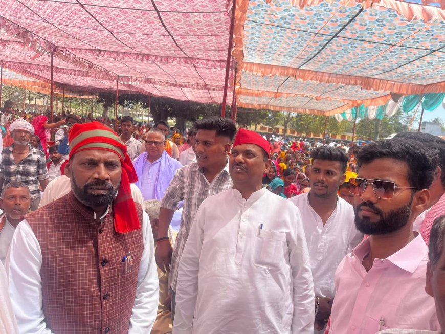 सपा कार्यकर्ताओं ने हर्षाेल्लास से मनाई भगवान निषादराज गुह्य की जयंती