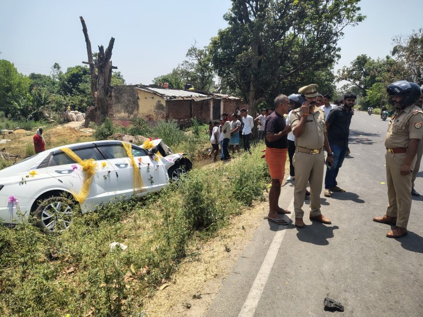 दुल्हन लेकर लौट रही कार ट्रक से टकराईं, कार चालक की मौत