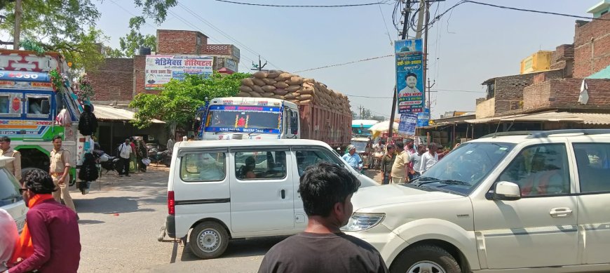 नन्दौर चौराहे पर लगा भीसड़ जाम
