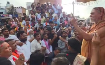 गौ माता को राष्ट्र माता घोषित करने की मांग, शंकराचार्य ने सरकार पर साधा निशाना
