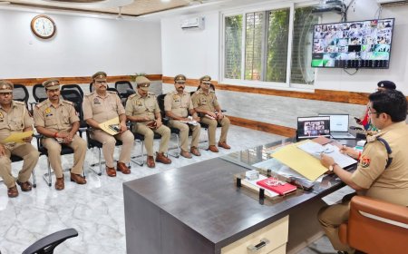 संतकबीरनगर एसपी ने कांवड़ यात्रा को संपन्न कराने के लिए किया बैठक, दिए आवश्यक निर्देश