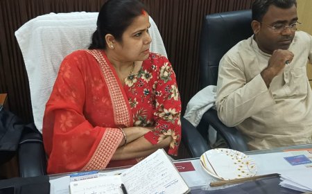 यात्रा को शांतिपूर्ण संपन्न कराने के लिए अधिशासी अधिकारी व चेयरमैन ने कर्मचारियों के साथ की बैठक