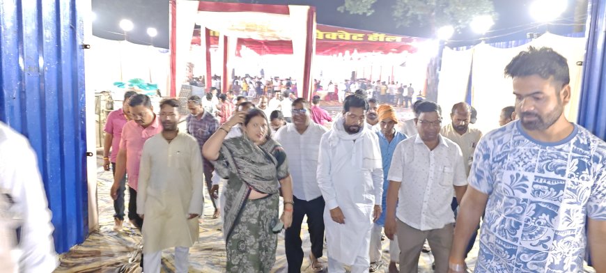 साक्षी मैरेज एवं वेंकट हॉल का पूर्व विधायक दिग्विजय नारायण उर्फ जय चौबे ने फीता काटकर किया उद्घाटन