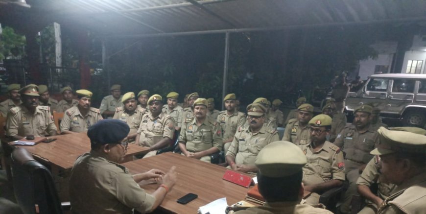 सीओ मेंहदावल नें कानून-व्यवस्था को बेहतर बनाने के लिए किया गोष्ठी