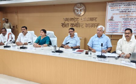 मुख्यमंत्री नें लखनऊ से उत्तर प्रदेश आउटसोर्स सेवा निगम का किया शुभारम्भ