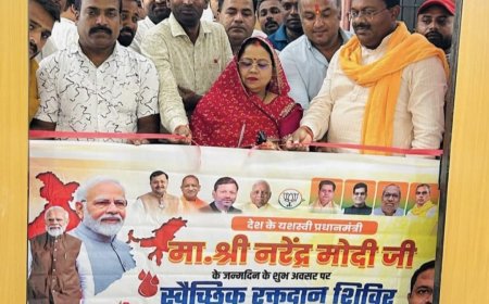 प्रधानमंत्री नरेंद्र मोदी के जन्मदिन पर नीलमणि के नेतृत्व में स्वैच्छिक रक्तदान शिविर
