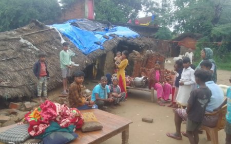 महुली थाना क्षेत्र में भारी बारिश और तेज हवा में रिहायशी छप्पर गिरा, मासूम समेत चार घायल 