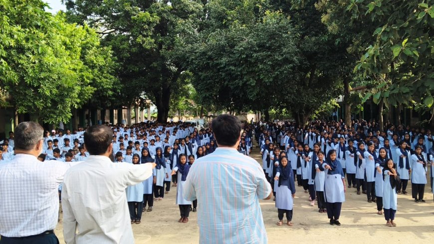 शरीर, बालों, त्वचा और नाखूनों को नियमित रखे साफ- संजय द्विवेदी