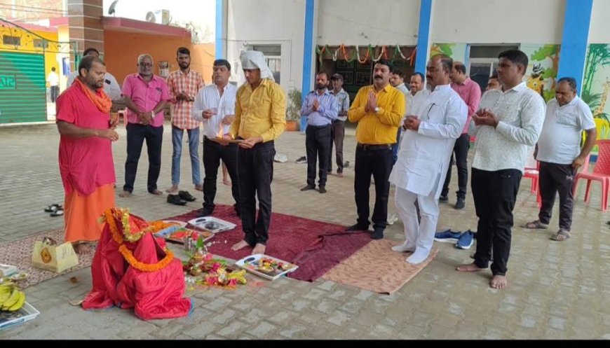 सूर्या सीनियर सेकेंडरी स्कूल में धूमधाम से मनाई गई भगवान विश्वकर्मा जयंती